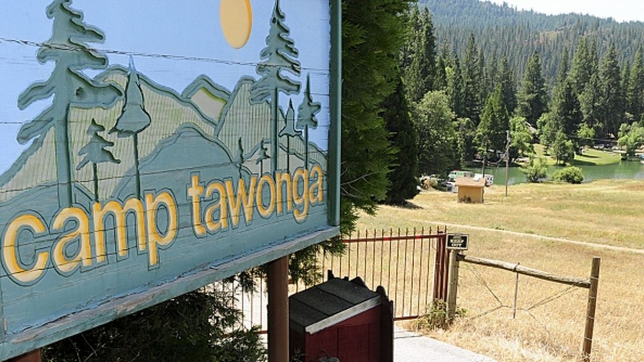 Camp Tawonga sign